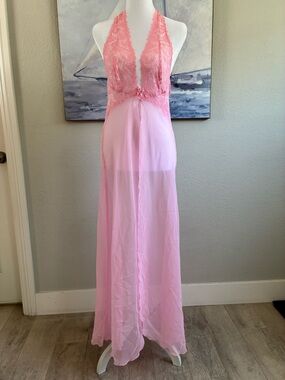 Frederick’s of Hollywood Long Sheer Pink Lace Halter Nightgown Size XL